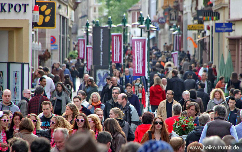 152.Touristen Hauptstraße2