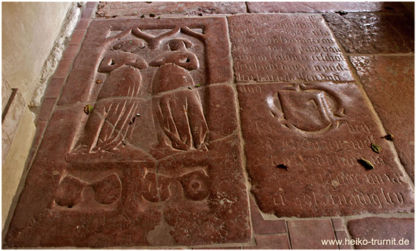 051.Grabplatte2