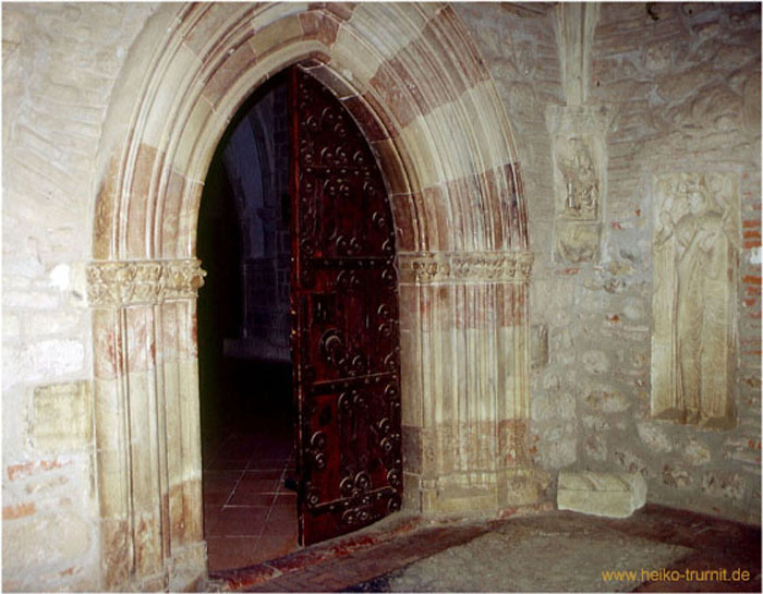 616.Kircheneingang Ste. Eulalie, Elne