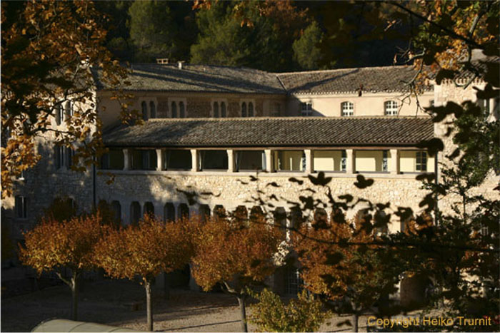 18.Seminarraeume Abtel Senanque