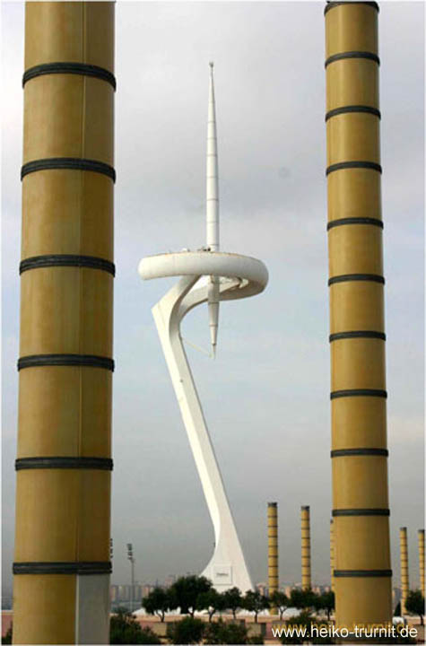 096.Calatrava-Turm Olympiagelaende