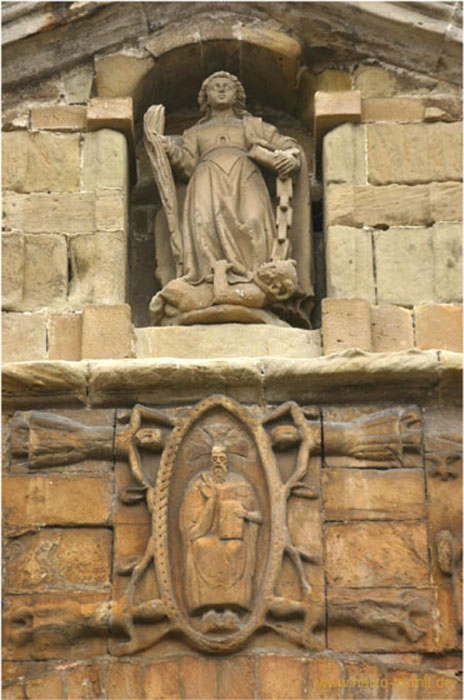 22._Collegiata-Portal