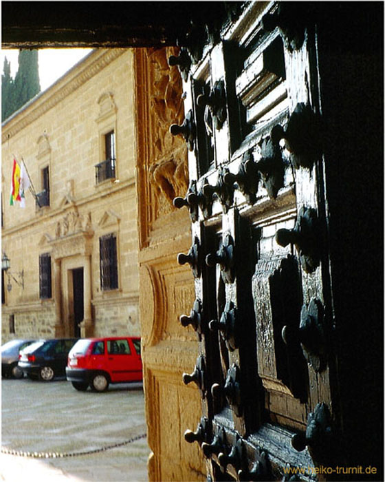 52.31.Kirchentuer Ubeda
