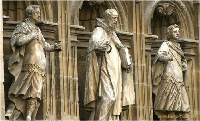 42.Kathedralenfront S. Domingo