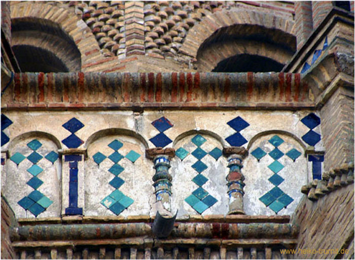 88.Maurische Ceramicos an der Kathedrale Tarazona