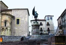 05.Denkmal Juan Bravo